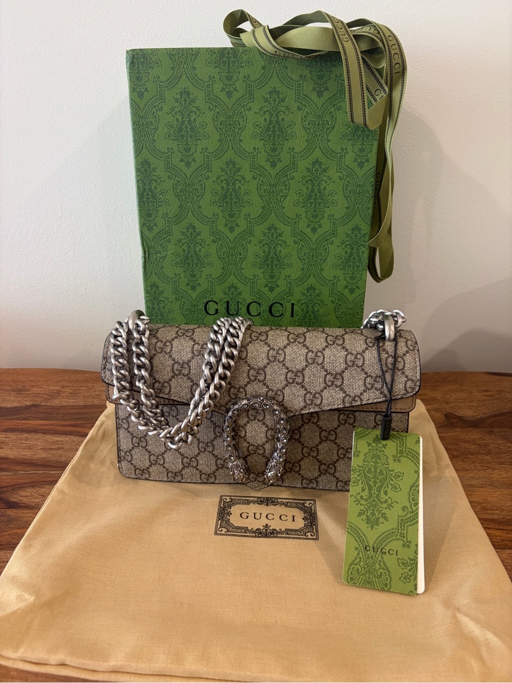 Gucci Beige GG Supreme Shoulder Bag